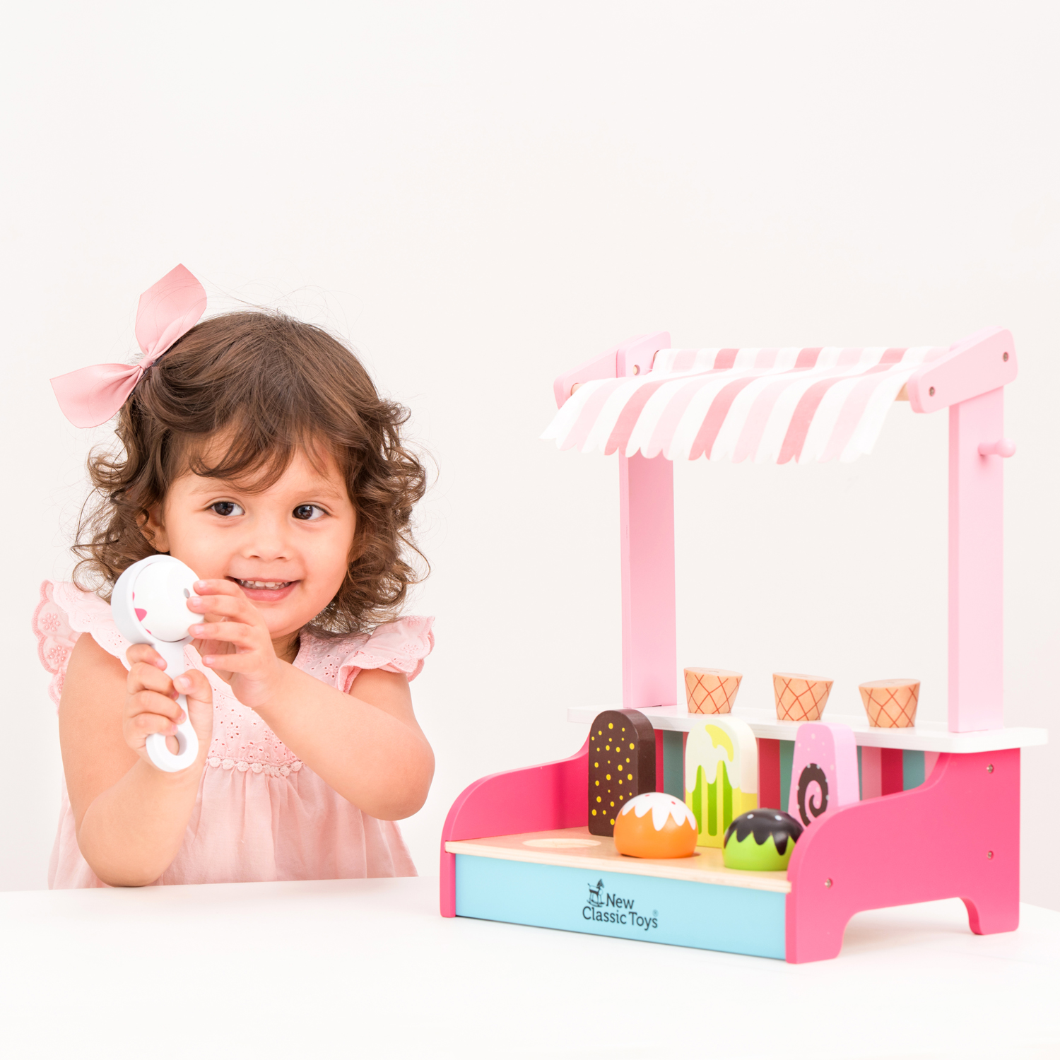 New Classic Toys - Ice Cream Shop | New Classic Toys